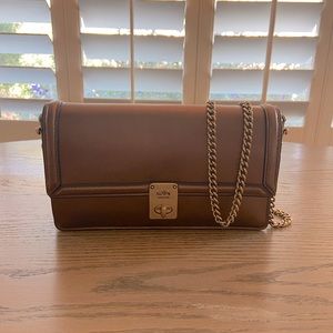 Coach crossbody bronze clutch with chain strap